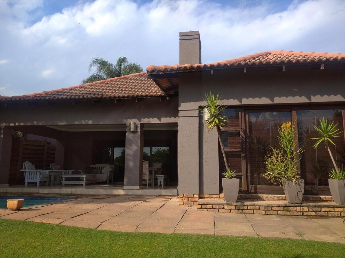 Pecanwood Estate Dream Views 4 Bedroom Villa With Pool Hartbeespoort Exterior foto